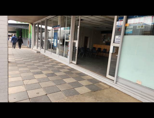 84M² RETAIL FOR SALE IN RUSTENBURG CENTRAL
